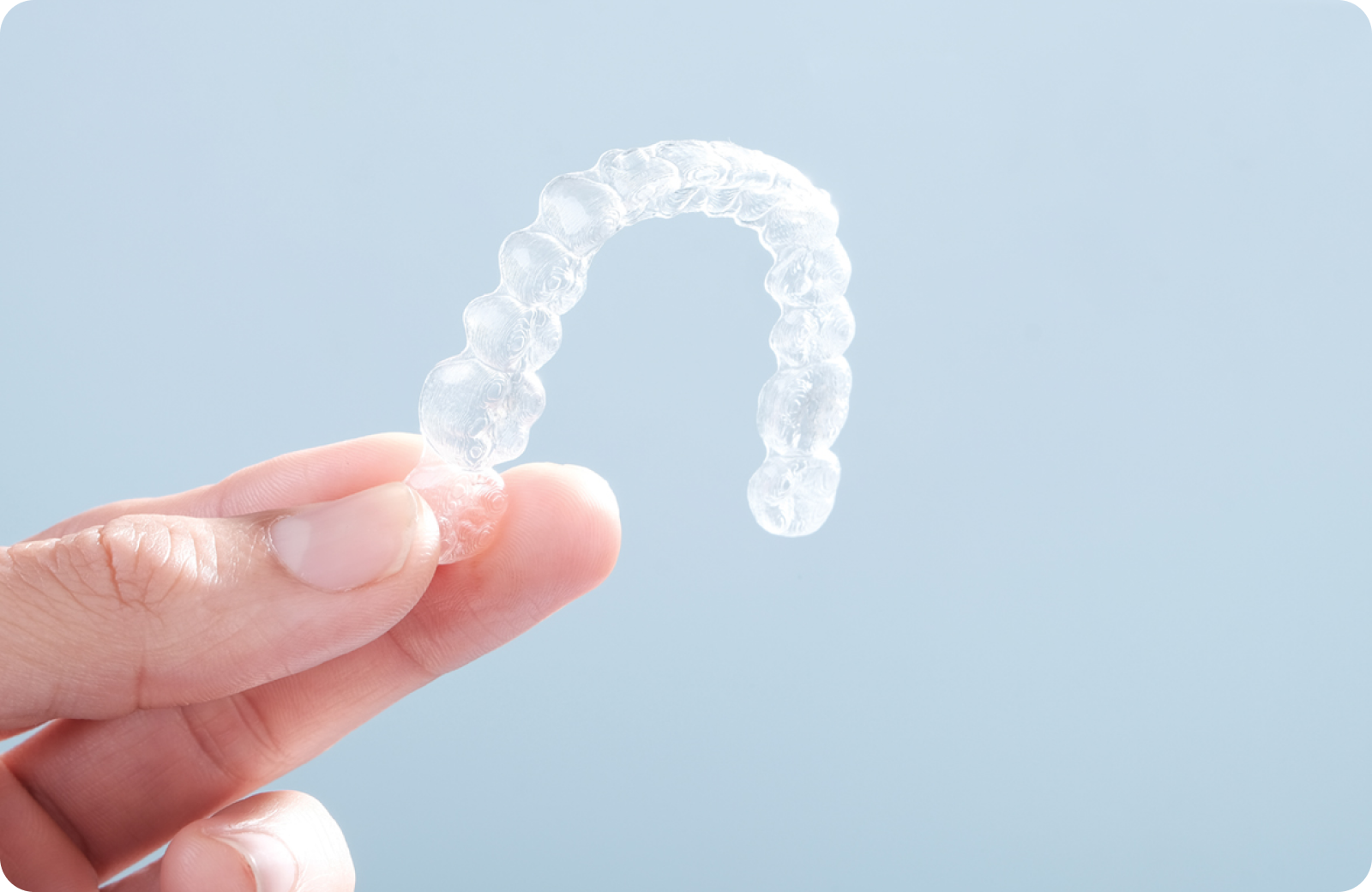 cabinet orthodontiste punaauia adulte Gouttières invisibles Dr Isabelle Chartres, Orthodontiste Tahiti
